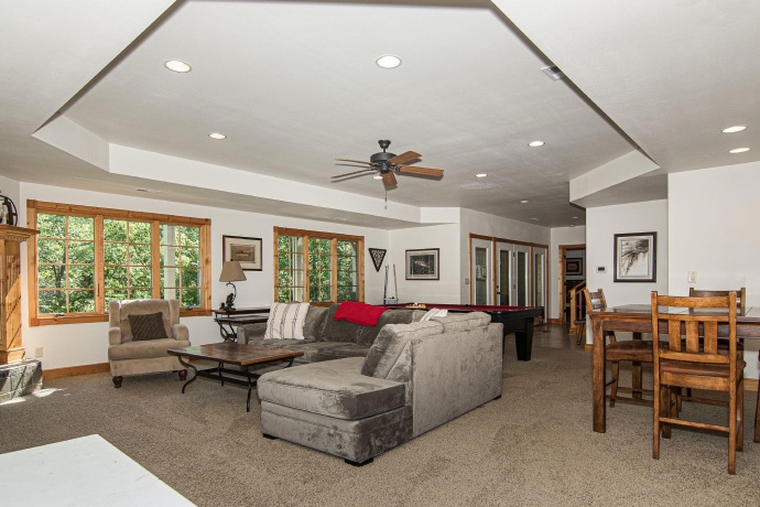 8 Trillium, GALENA, Illinois 61036, 6 Bedrooms Bedrooms, ,5 BathroomsBathrooms,House,For Sale,Trillium,202602647