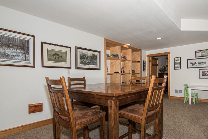 8 Trillium, GALENA, Illinois 61036, 6 Bedrooms Bedrooms, ,5 BathroomsBathrooms,House,For Sale,Trillium,202602647