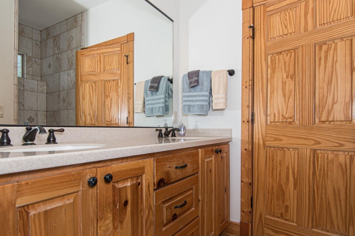 8 Trillium, GALENA, Illinois 61036, 6 Bedrooms Bedrooms, ,5 BathroomsBathrooms,House,For Sale,Trillium,202602647
