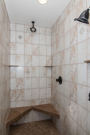 8 Trillium, GALENA, Illinois 61036, 6 Bedrooms Bedrooms, ,5 BathroomsBathrooms,House,For Sale,Trillium,202602647