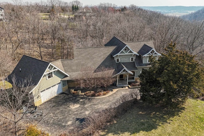 8 Trillium, GALENA, Illinois 61036, 6 Bedrooms Bedrooms, ,5 BathroomsBathrooms,House,For Sale,Trillium,202602647
