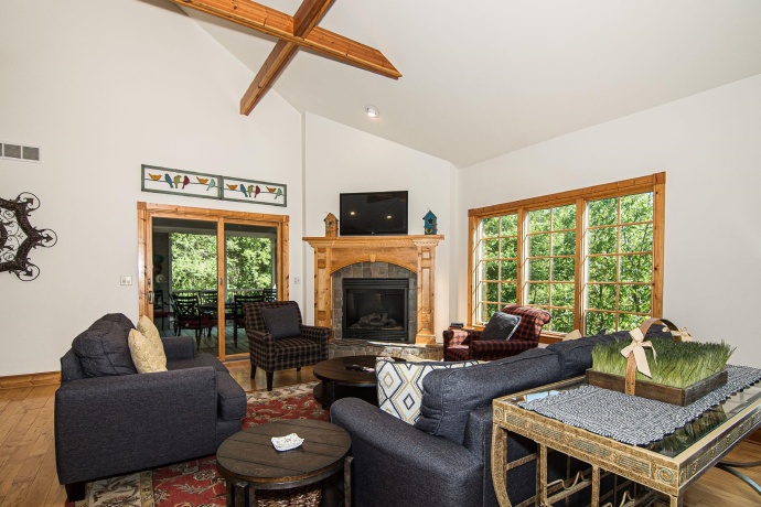 8 Trillium, GALENA, Illinois 61036, 6 Bedrooms Bedrooms, ,5 BathroomsBathrooms,House,For Sale,Trillium,202602647