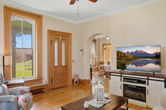 10538 PECATONICA (5+AC), LEAF RIVER, Illinois 61047, 4 Bedrooms Bedrooms, ,2 BathroomsBathrooms,House,For Sale,PECATONICA (5+AC),202602649
