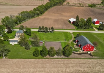 10538 PECATONICA (5+AC), LEAF RIVER, Illinois 61047, 4 Bedrooms Bedrooms, ,2 BathroomsBathrooms,House,For Sale,PECATONICA (5+AC),202602649