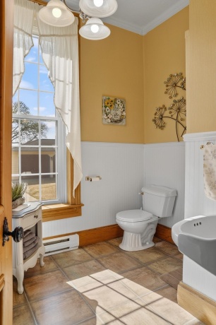 10538 PECATONICA (5+AC), LEAF RIVER, Illinois 61047, 4 Bedrooms Bedrooms, ,2 BathroomsBathrooms,House,For Sale,PECATONICA (5+AC),202602649