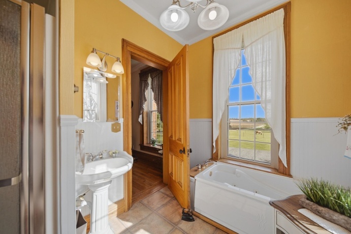 10538 PECATONICA (5+AC), LEAF RIVER, Illinois 61047, 4 Bedrooms Bedrooms, ,2 BathroomsBathrooms,House,For Sale,PECATONICA (5+AC),202602649