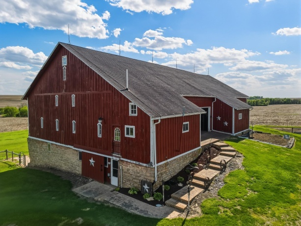 10538 PECATONICA (5+AC), LEAF RIVER, Illinois 61047, 4 Bedrooms Bedrooms, ,2 BathroomsBathrooms,House,For Sale,PECATONICA (5+AC),202602649