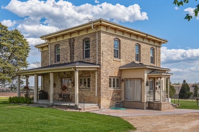 10538 PECATONICA (5+AC), LEAF RIVER, Illinois 61047, 4 Bedrooms Bedrooms, ,2 BathroomsBathrooms,House,For Sale,PECATONICA (5+AC),202602649