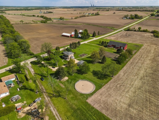 10538 PECATONICA (5+AC), LEAF RIVER, Illinois 61047, 4 Bedrooms Bedrooms, ,2 BathroomsBathrooms,House,For Sale,PECATONICA (5+AC),202602649