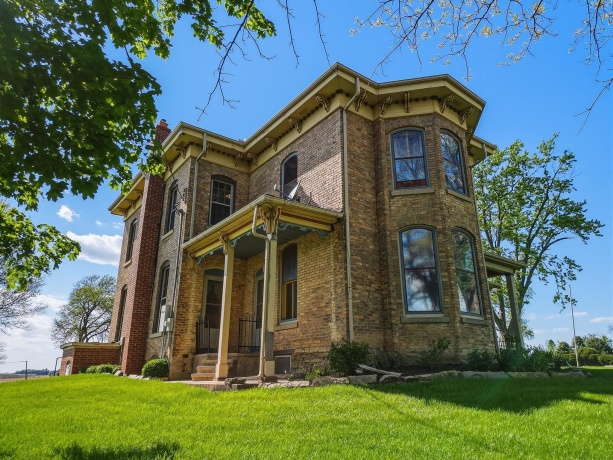 10538 PECATONICA (5+AC), LEAF RIVER, Illinois 61047, 4 Bedrooms Bedrooms, ,2 BathroomsBathrooms,House,For Sale,PECATONICA (5+AC),202602649