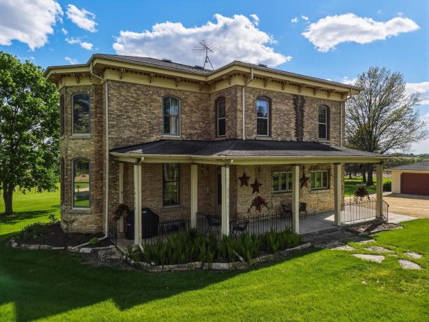 10538 PECATONICA (5+AC), LEAF RIVER, Illinois 61047, 4 Bedrooms Bedrooms, ,2 BathroomsBathrooms,House,For Sale,PECATONICA (5+AC),202602649