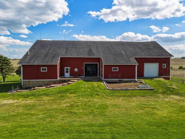 10538 PECATONICA (5+AC), LEAF RIVER, Illinois 61047, 4 Bedrooms Bedrooms, ,2 BathroomsBathrooms,House,For Sale,PECATONICA (5+AC),202602649