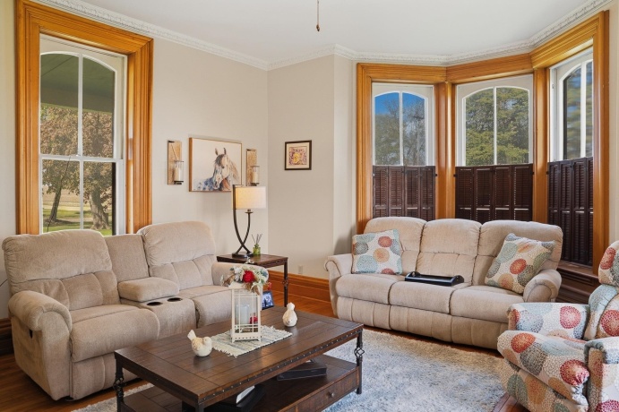 10538 PECATONICA (5+AC), LEAF RIVER, Illinois 61047, 4 Bedrooms Bedrooms, ,2 BathroomsBathrooms,House,For Sale,PECATONICA (5+AC),202602649
