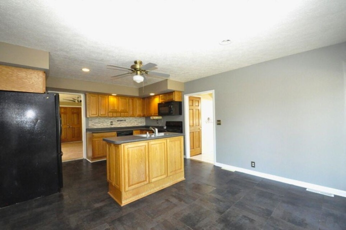 508 Bronson, Streator, Illinois 61364, 3 Bedrooms Bedrooms, ,1 BathroomBathrooms,House,For Sale,Bronson,202602650