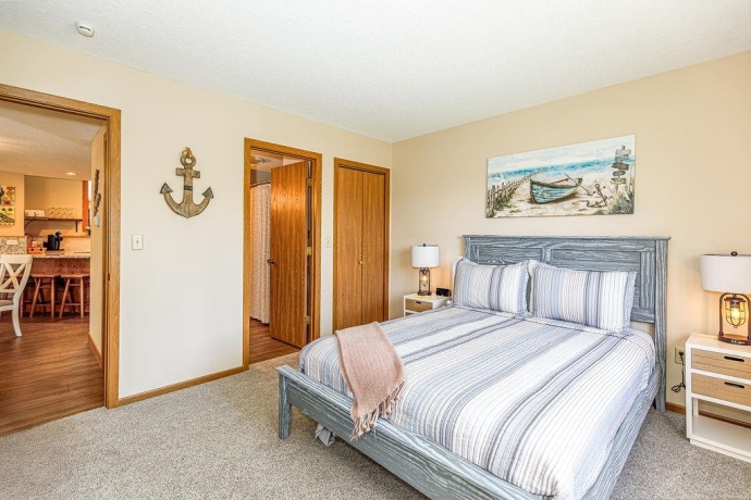 108 Walnut Hill Drive, GALENA, Illinois 61036, 2 Bedrooms Bedrooms, ,2 BathroomsBathrooms,Condominium,For Sale,Walnut Hill Drive,202602651