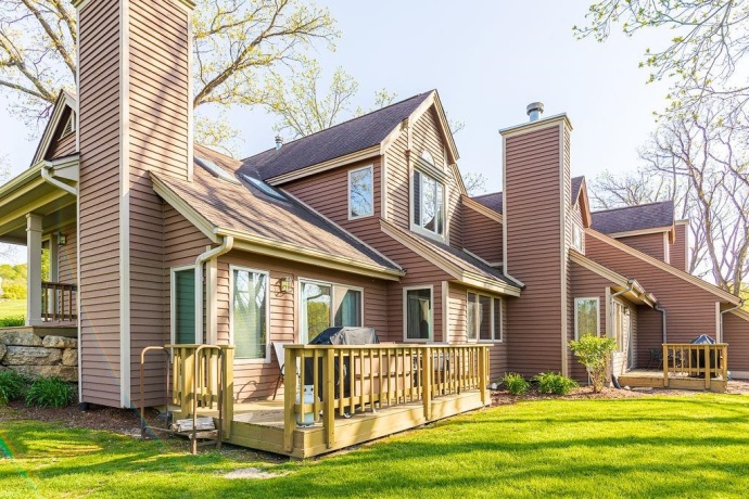 108 Walnut Hill Drive, GALENA, Illinois 61036, 2 Bedrooms Bedrooms, ,2 BathroomsBathrooms,Condominium,For Sale,Walnut Hill Drive,202602651