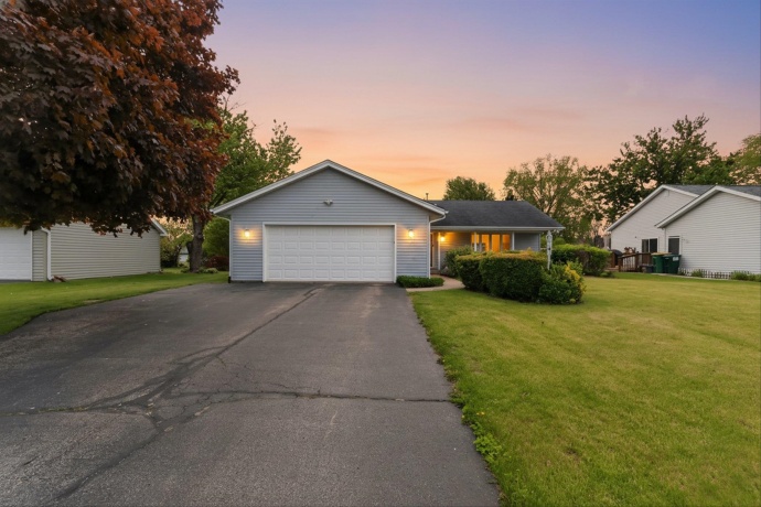 7455 Bermuda, ROCKFORD, Illinois 61109, 4 Bedrooms Bedrooms, ,3 BathroomsBathrooms,House,For Sale,Bermuda,202602657