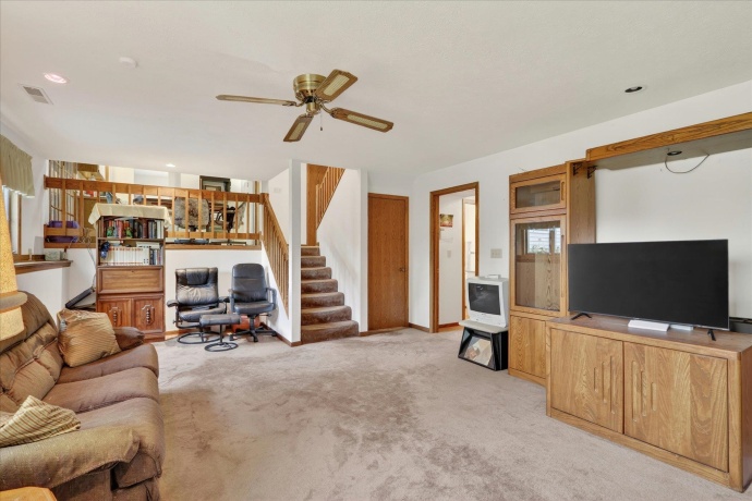 7455 Bermuda, ROCKFORD, Illinois 61109, 4 Bedrooms Bedrooms, ,3 BathroomsBathrooms,House,For Sale,Bermuda,202602657
