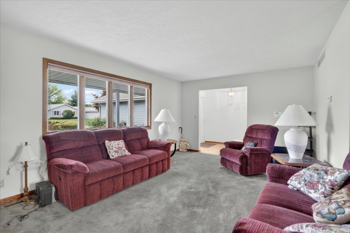 7455 Bermuda, ROCKFORD, Illinois 61109, 4 Bedrooms Bedrooms, ,3 BathroomsBathrooms,House,For Sale,Bermuda,202602657