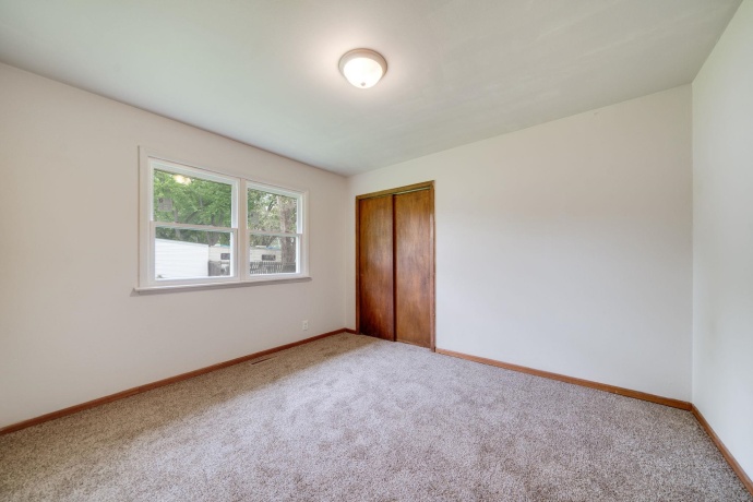 1336 Carbaugh, ROCKFORD, Illinois 61101, ,2 Units,For Sale,Carbaugh,202602665