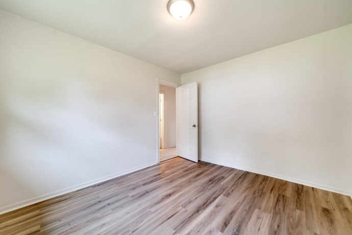 1336 Carbaugh, ROCKFORD, Illinois 61101, ,2 Units,For Sale,Carbaugh,202602665