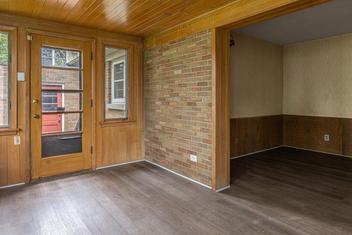 316 Perry, BELVIDERE, Illinois 61008, 3 Bedrooms Bedrooms, ,1 BathroomBathrooms,House,For Sale,Perry,202602667