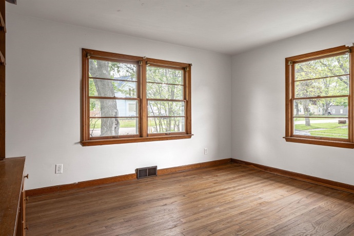 316 Perry, BELVIDERE, Illinois 61008, 3 Bedrooms Bedrooms, ,1 BathroomBathrooms,House,For Sale,Perry,202602667