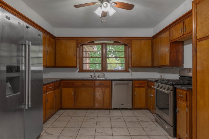 316 Perry, BELVIDERE, Illinois 61008, 3 Bedrooms Bedrooms, ,1 BathroomBathrooms,House,For Sale,Perry,202602667