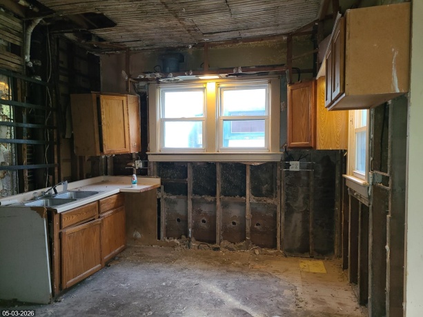 731 Napoleon, ROCKFORD, Illinois 61103, 4 Bedrooms Bedrooms, ,1 BathroomBathrooms,House,For Sale,Napoleon,202602668