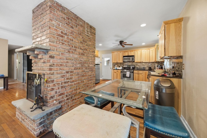 1311 Coolidge, ROCKFORD, Illinois 61107, 3 Bedrooms Bedrooms, ,2 BathroomsBathrooms,House,For Sale,Coolidge,202602674