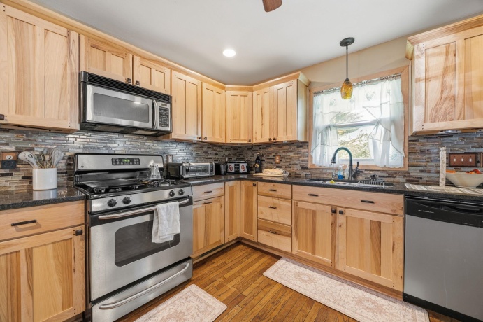 1311 Coolidge, ROCKFORD, Illinois 61107, 3 Bedrooms Bedrooms, ,2 BathroomsBathrooms,House,For Sale,Coolidge,202602674