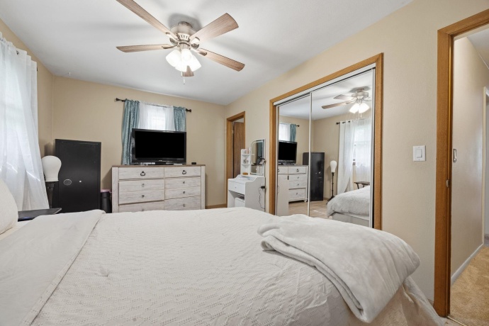 1311 Coolidge, ROCKFORD, Illinois 61107, 3 Bedrooms Bedrooms, ,2 BathroomsBathrooms,House,For Sale,Coolidge,202602674