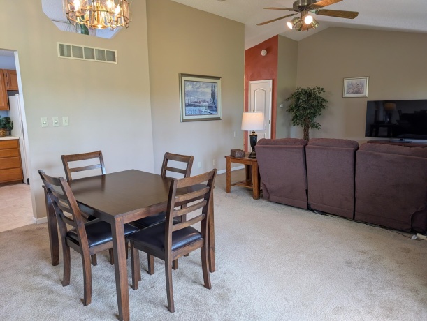 3444 Daren, FREEPORT, Illinois 61032, 2 Bedrooms Bedrooms, ,2 BathroomsBathrooms,Condominium,For Sale,Daren,202602672
