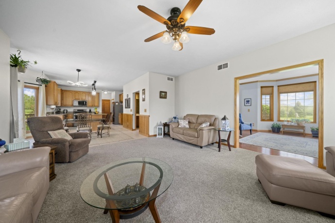181 Marys, ROCKFORD, Illinois 61107, 4 Bedrooms Bedrooms, ,2 BathroomsBathrooms,House,For Sale,Marys,202602676