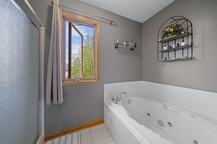 181 Marys, ROCKFORD, Illinois 61107, 4 Bedrooms Bedrooms, ,2 BathroomsBathrooms,House,For Sale,Marys,202602676