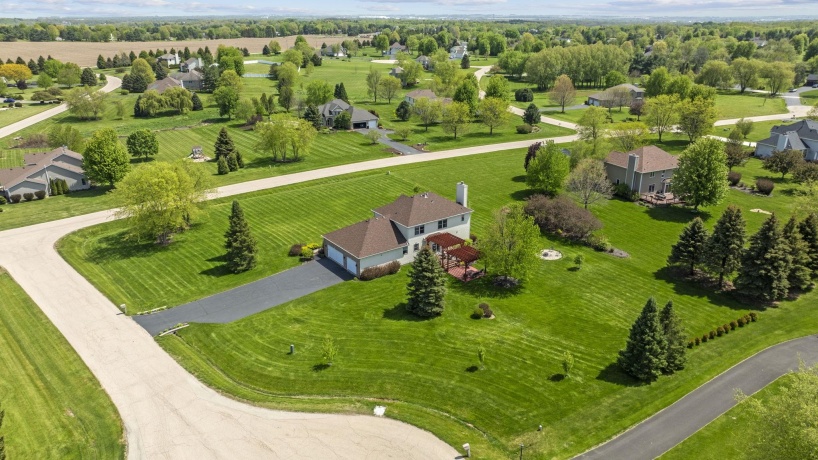 181 Marys, ROCKFORD, Illinois 61107, 4 Bedrooms Bedrooms, ,2 BathroomsBathrooms,House,For Sale,Marys,202602676