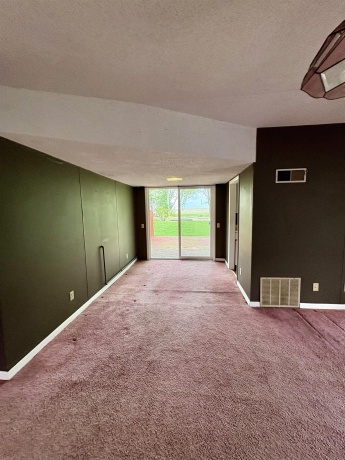 101 Sheridan, LOSTANT, Illinois 61334, 3 Bedrooms Bedrooms, ,2 BathroomsBathrooms,House,For Sale,Sheridan,202602681