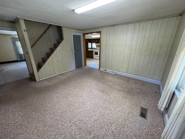 606 Silk, MOUNT CARROLL, Illinois 61053, 3 Bedrooms Bedrooms, ,1 BathroomBathrooms,House,For Sale,Silk,202602686