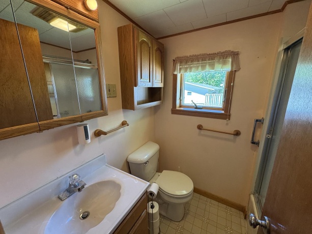 606 Silk, MOUNT CARROLL, Illinois 61053, 3 Bedrooms Bedrooms, ,1 BathroomBathrooms,House,For Sale,Silk,202602686