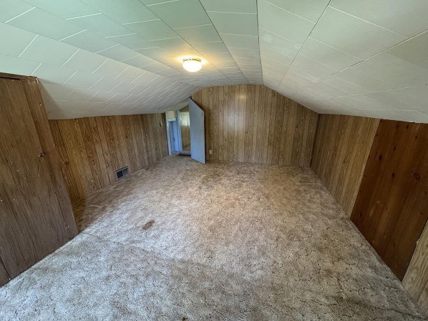 606 Silk, MOUNT CARROLL, Illinois 61053, 3 Bedrooms Bedrooms, ,1 BathroomBathrooms,House,For Sale,Silk,202602686