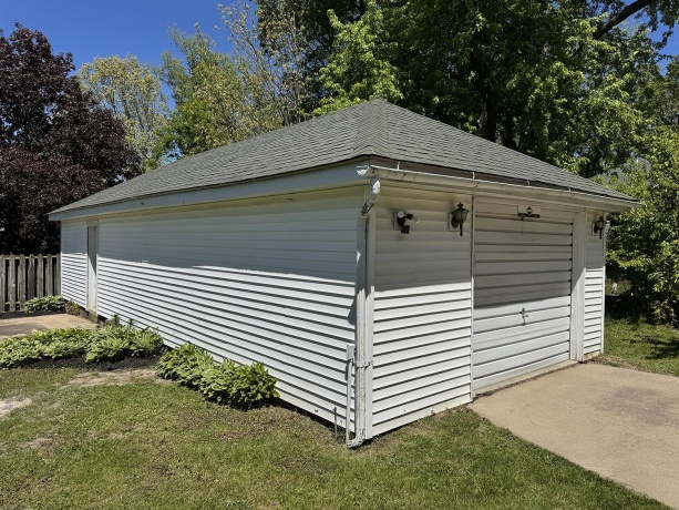606 Silk, MOUNT CARROLL, Illinois 61053, 3 Bedrooms Bedrooms, ,1 BathroomBathrooms,House,For Sale,Silk,202602686
