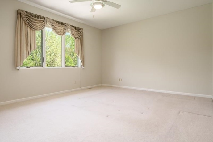 1463 SUNMEADOW, ROCKFORD, Illinois 61107, 4 Bedrooms Bedrooms, ,3 BathroomsBathrooms,House,For Sale,SUNMEADOW,202602689