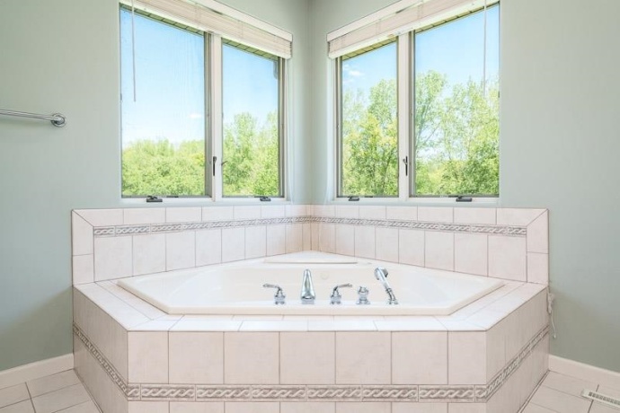 1463 SUNMEADOW, ROCKFORD, Illinois 61107, 4 Bedrooms Bedrooms, ,3 BathroomsBathrooms,House,For Sale,SUNMEADOW,202602689