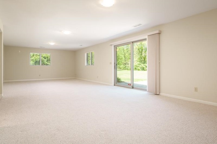 1463 SUNMEADOW, ROCKFORD, Illinois 61107, 4 Bedrooms Bedrooms, ,3 BathroomsBathrooms,House,For Sale,SUNMEADOW,202602689