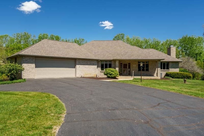 1463 SUNMEADOW, ROCKFORD, Illinois 61107, 4 Bedrooms Bedrooms, ,3 BathroomsBathrooms,House,For Sale,SUNMEADOW,202602689