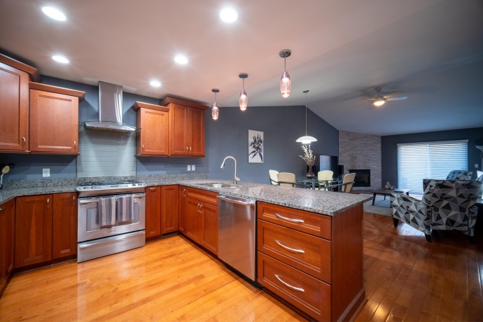 6308 Oak Crest, LOVES PARK, Illinois 61111, 2 Bedrooms Bedrooms, ,2 BathroomsBathrooms,Condominium,For Sale,Oak Crest,202602688