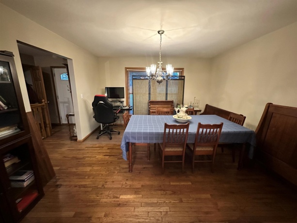 493 Jenny, ELIZABETH, Illinois 61028, 5 Bedrooms Bedrooms, ,2 BathroomsBathrooms,House,For Sale,Jenny,202602690