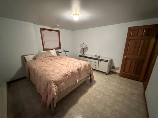 493 Jenny, ELIZABETH, Illinois 61028, 5 Bedrooms Bedrooms, ,2 BathroomsBathrooms,House,For Sale,Jenny,202602690