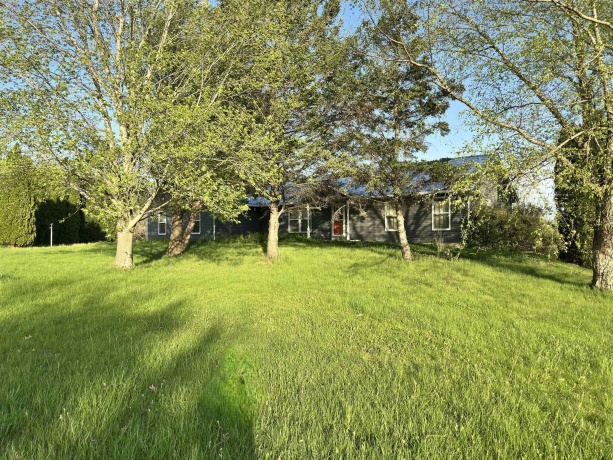 493 Jenny, ELIZABETH, Illinois 61028, 5 Bedrooms Bedrooms, ,2 BathroomsBathrooms,House,For Sale,Jenny,202602690