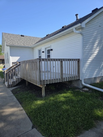 1016 10th, LaSalle, Illinois 61301, 1 Bedroom Bedrooms, ,1 BathroomBathrooms,House,For Sale,10th,202602692